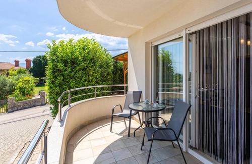Trinajstici Apartment | 1 bedroom accommodation in Kastav