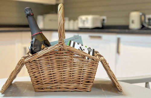 Thorncombe Cottage | 1 bedroom accommodation in Thorncombe, near Broadwindsor