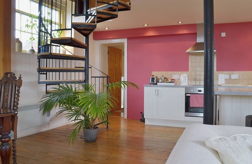 Wells Cottage | 1 bedroom accommodation in Burcott, Wells