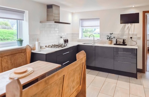 Gwehelog Cottage | 1 bedroom accommodation in Usk