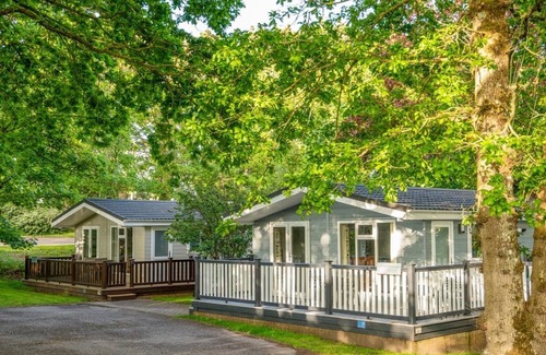 New Forest District Ski Chalet | 1 bedroom accommodation in Milford-on-Sea, Nr Lymington