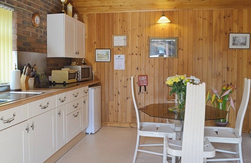 New Forest District Cottage | 1 bedroom accommodation in North Poulner, near Ringwood