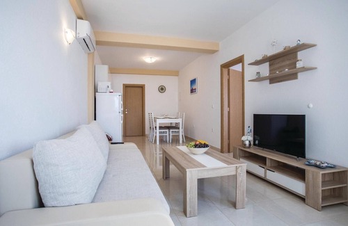 Komarna Apartment | 1 bedroom amazing apartment in Komarna