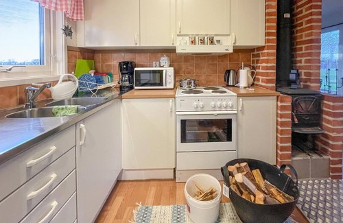 Asenhoga House | 1 bedroom amazing home in åsenhöga