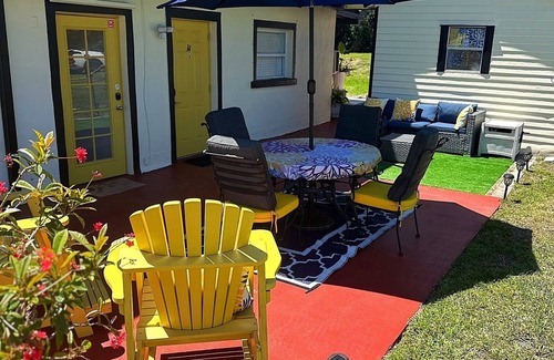 Grant-Valkaria Cabin | 1 bedroom and Wi-Fi, AC in peaceful Grant-Valkaria room #4
