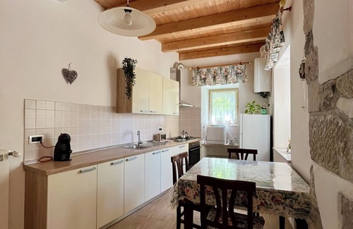 Altipiano Ovest Apartment | 1 bedroom apartment in santa croce