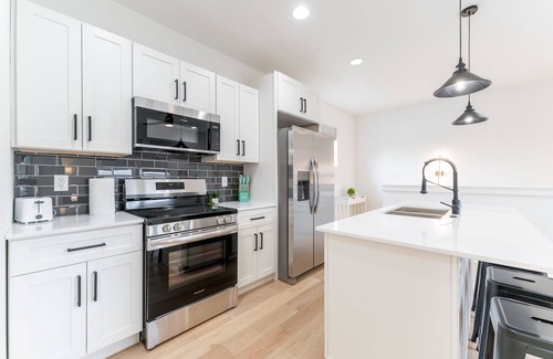 Indianapolis Apartment | 1-bedroom apartment just 3 minutes drive to Lucas Oil Stadium