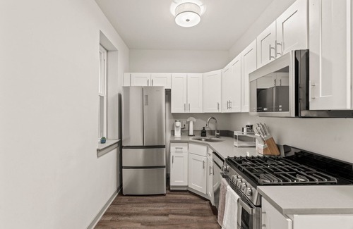 Spruce Hill Apartment | 1 Bedroom Apartment with in unit laundry, wifi, ac, utilities included