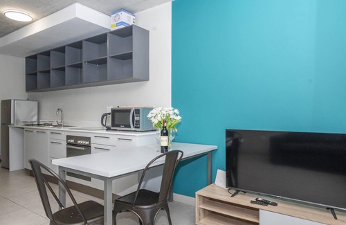Rosebank Apartment | 1 Bedroom Apartment at Metropole Rosebank