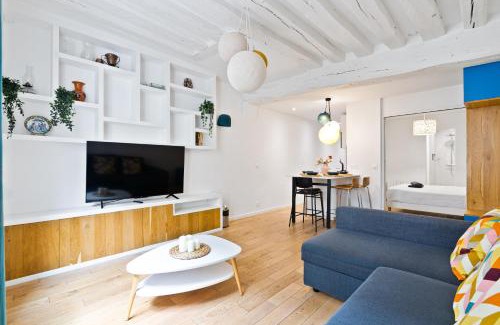 Palais-Royal Apartment | 1 Bedroom Apartment Center of Paris - Louvre With NetFlix