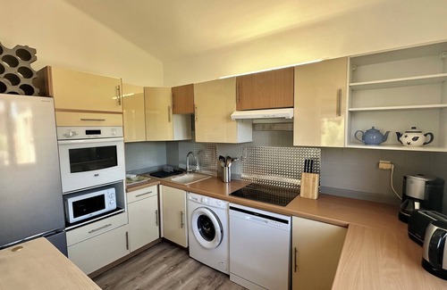 Molini Apartment | 1 Bedroom Apartment in Albitreccia