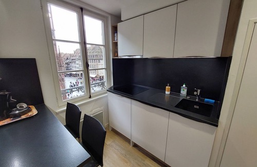 Historic Center Apartment | 1 bedroom apartment 45m2 Place de la Cathédrale Center-ville Strasbourg