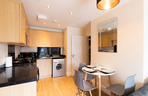 Hoddesdon Apartment | 1-bedroom apartment with Balcony, Hoddesdon