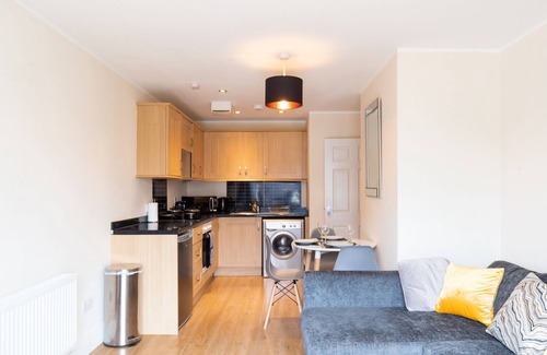 Hoddesdon Apartment | 1-bedroom apartment with Balcony, Hoddesdon
