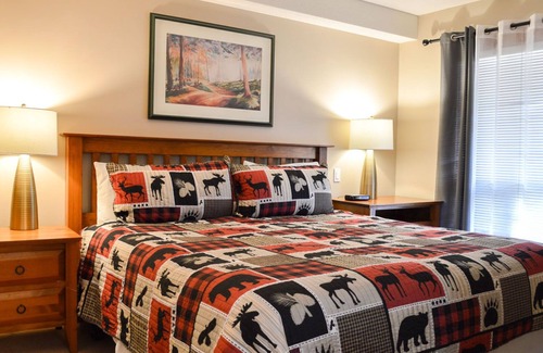 Sun Peaks Cabin | 1 bedroom apartment in village centre, ski in/out