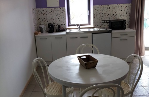 Rentieres Apartment | 1 Bedroom Apartment in RentiÃ¨res