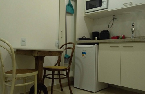 Ipanema Apartment | 1-Bedroom Apartment in Ipanema – Steps from the Beach & Arpoador's Sunset!