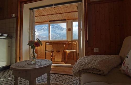 Maloja Apartment | 1 Bedroom Apartment in Capolago