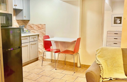 Queens House | 1 bedroom apartment in ground floor very nice and close to everything