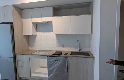 St. Lawrence Apartment | 1-bedroom apartment near St Lawrence market, pool and fitness room in condo