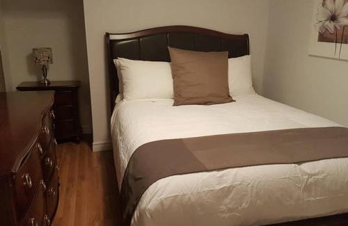 Downtown Gatineau Apartment | 1-Bedroom Apartment Sweet #7 by Amazing Property Rentals