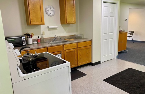 Penn Yan Apartment | 1-bedroom apartment with AC, WiFi walking distance to downtown Penn Yan