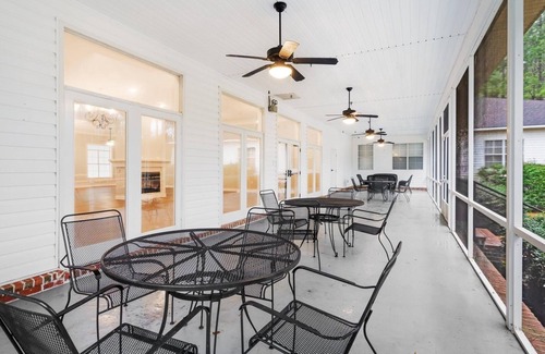 Grand Bay Apartment | 1 bedroom at Oak + Fountain - #8