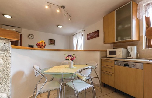 Orbanici Apartment | 1 bedroom awesome apartment in Orbanici