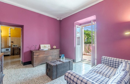 Carro Apartment | 1 bedroom awesome apartment in Carro