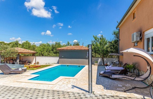 Valdebek Apartment | 1 bedroom awesome apartment in Pula