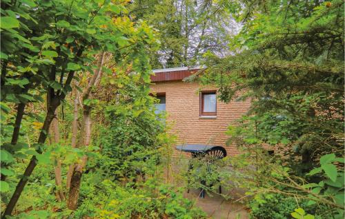 Pruemzurlay House | 1 Bedroom Awesome Home In Prümzurlay