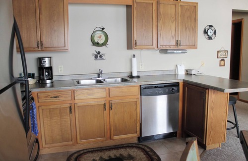Eagle River Condo | 1 Bedroom, balcony beach view condo @ Duck Lake