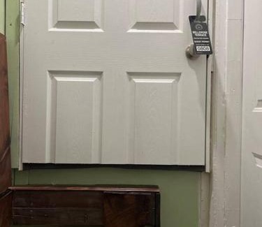 Bellerose Terrace Apartment | 1 Bedroom Basement, NEWLY Renovated