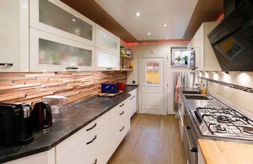 Schotten Bed & Breakfast | 1 Bedroom Bed & Breakfast In Einartshausen