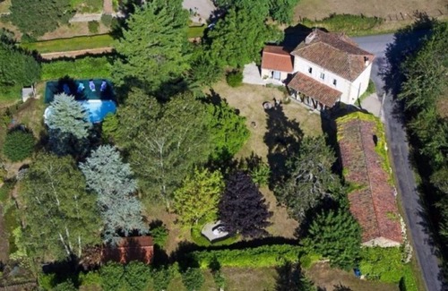 Sonnac Bed & Breakfast | 1 bedroom bed & breakfast in sonnac