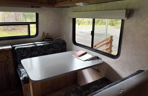 Forks House | 1-bedroom camper trailer minutes from Olympic Peninsula