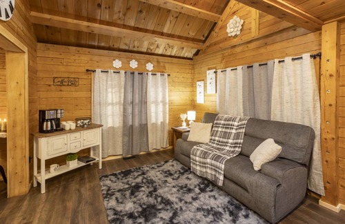 Dillsburg Ski Chalet | 1 Bedroom Chalet on 13 acres for couples to stay and rejuvenate their marriage