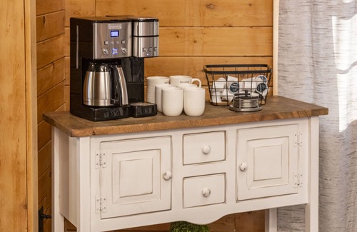 Dillsburg Ski Chalet | 1 Bedroom Chalet on 13 acres for couples to stay and rejuvenate their marriage