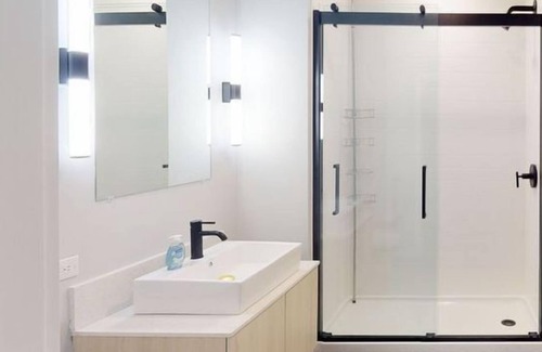 Northern Liberties Condo | 1 Bedroom Condo 340939 by Houzlet