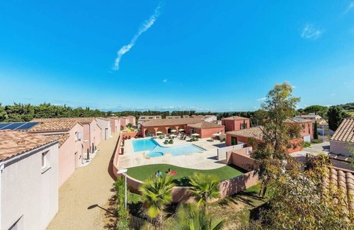 Saint-Christol Condo | 1 Bedroom Condo in Entre-Vignes