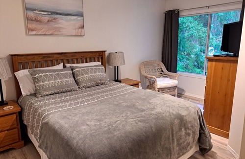 Regional District of Nanaimo Resort | 1 Bedroom Condo Near Rathtrevor Beach