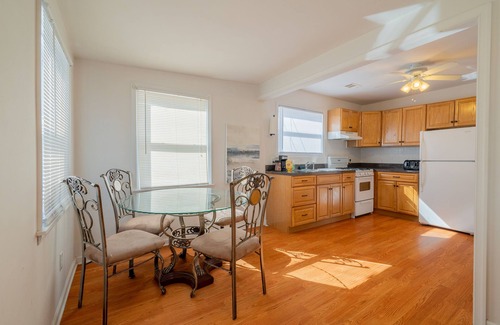 Seaside Heights Cottage | 1 bedroom Cottage, sleeps 4