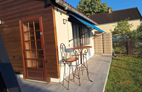 Nevers House | 1 bedroom cottage in Nevers