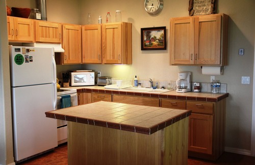 Rice Cottage | 1-bedroom cottage just 14 minutes from Franklin D Roosevelt Lake