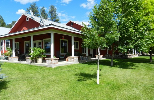 Rice Cottage | 1-bedroom cottage just 14 minutes from Franklin D Roosevelt Lake