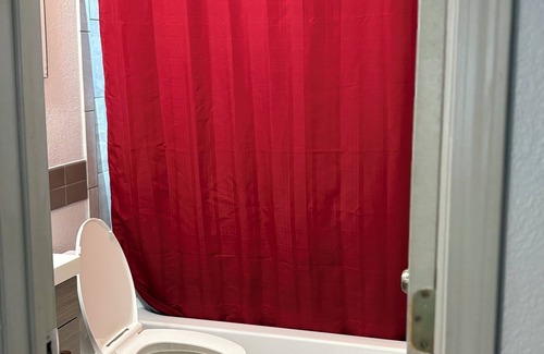Del City House | 1 bedroom Cozy home in Oklahoma City
