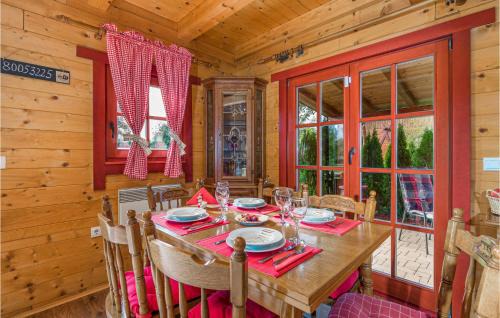 Licko Lesce House | 1 Bedroom Cozy Home In Licko Lesce