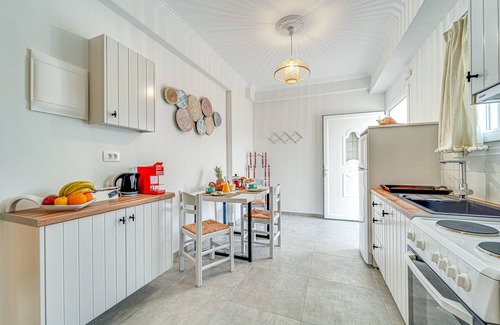 Akrotiri Apartment | 1 bedroom cycladic house/Caldera beach