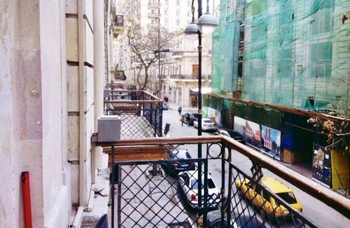 Baku Apartment | 1 bedroom duplex apartment near Molokan Garden (heart of downtown)
