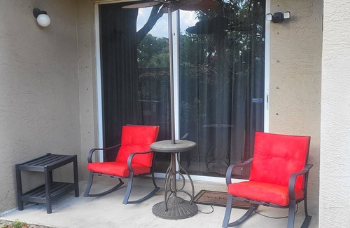 Riviera Beach Villa | 1 bedroom for you to enjoy.